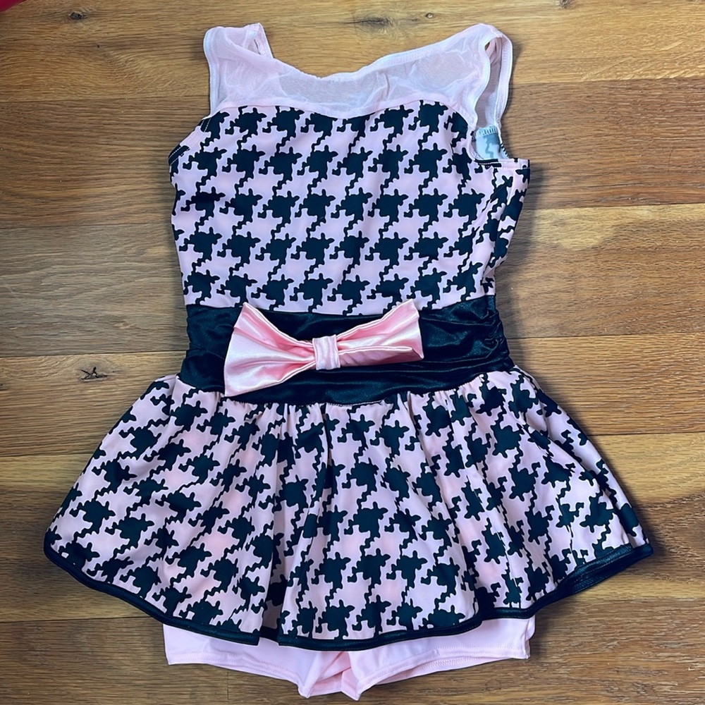Girls Dancewear Outfit